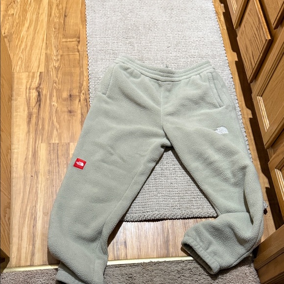 The North Face Tan Sweatpants - Picture 3 of 4